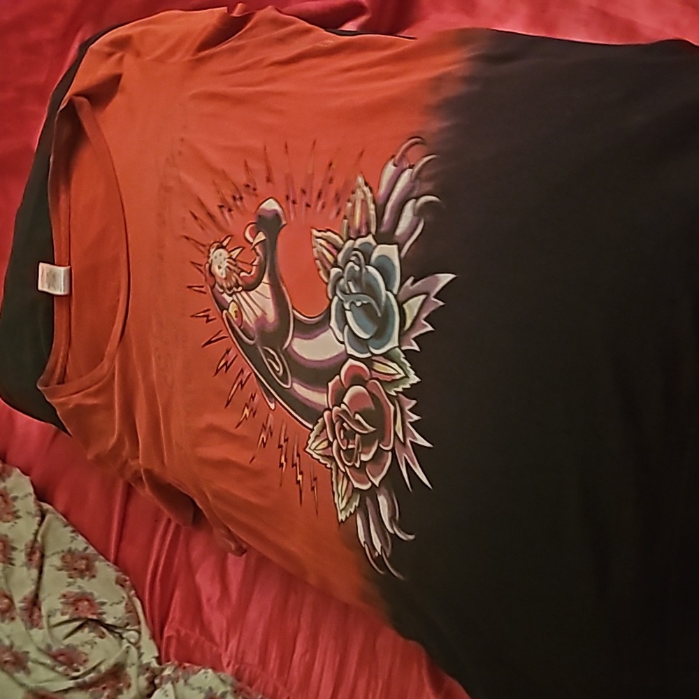 PEd Hardy short sleeve shirt, love kills slowly.